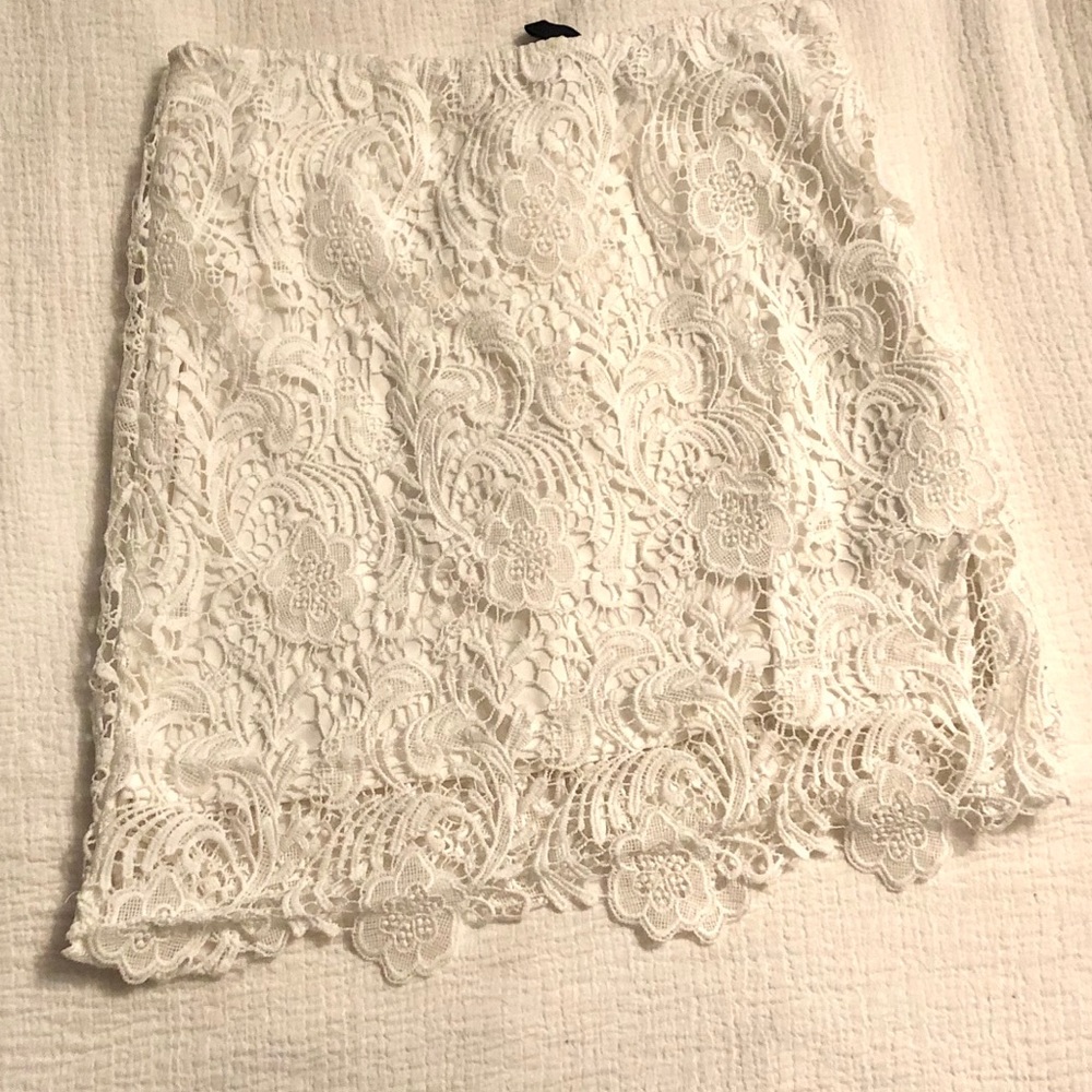 White crochet mini skirt